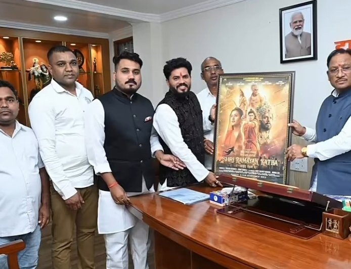 ‘महाकाव्य श्री रामायण कथा’ की टीम ने CM विष्णु देव साय से की मुलाकात, छत्तीसगढ़ की लोकेशंस पर हुई शूटिंग की मुख्यमंत्री ने की सराहना